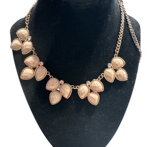 Elegant Cream Petal Necklace